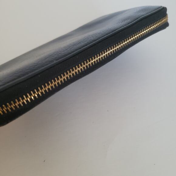 Tory Burch Thea Black Cowhide Leather Zip Around Large Wallet Long Clutch Tassel - Picture 3 of 10